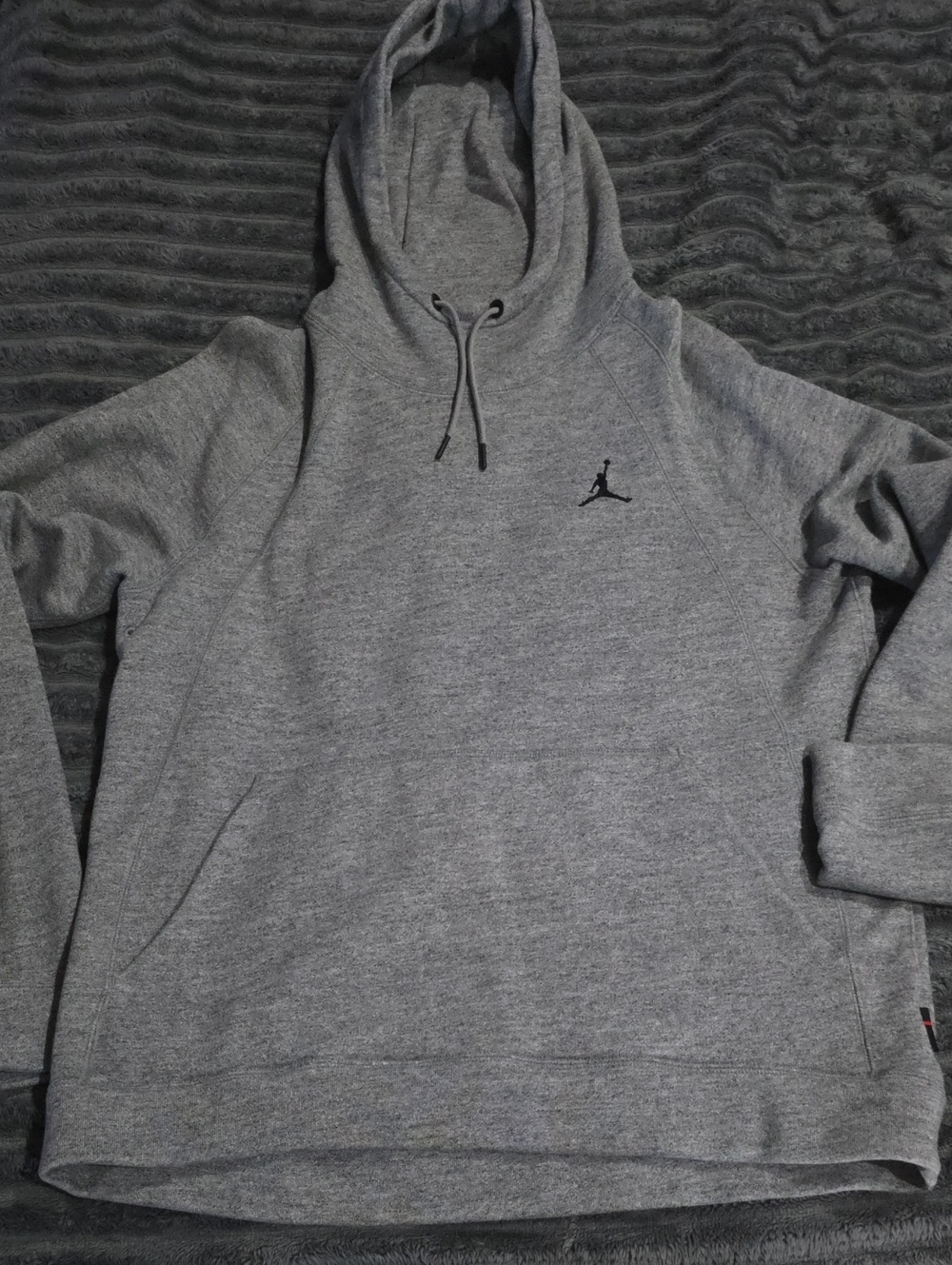 Jordan Men's Heather Gray Pullover Hoodie with Jumpman Logo